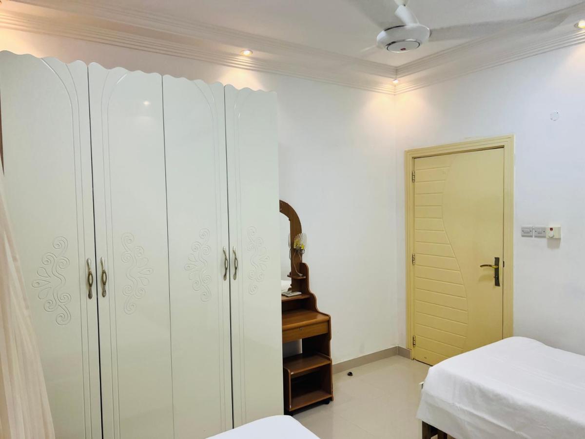 Al Tharya Furnished Apartments Awqad Bayt Fadil Exterior photo